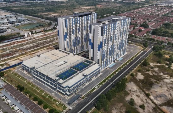 Alam Perdana Idaman Perdana - main image